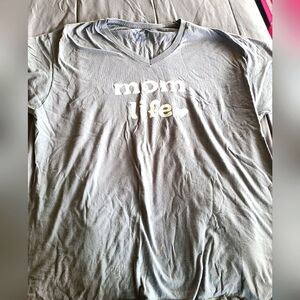 "MOM LIFE" T SHIRT